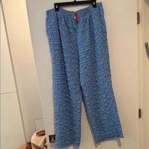 Blue Textured Women's Cropped Pants